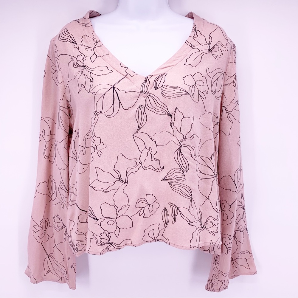 North of West Pink Bell Sleeve Cropped Top Sz M